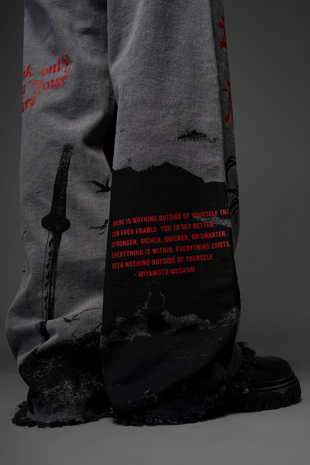 Invincible - Loose Fit Denim Jeans